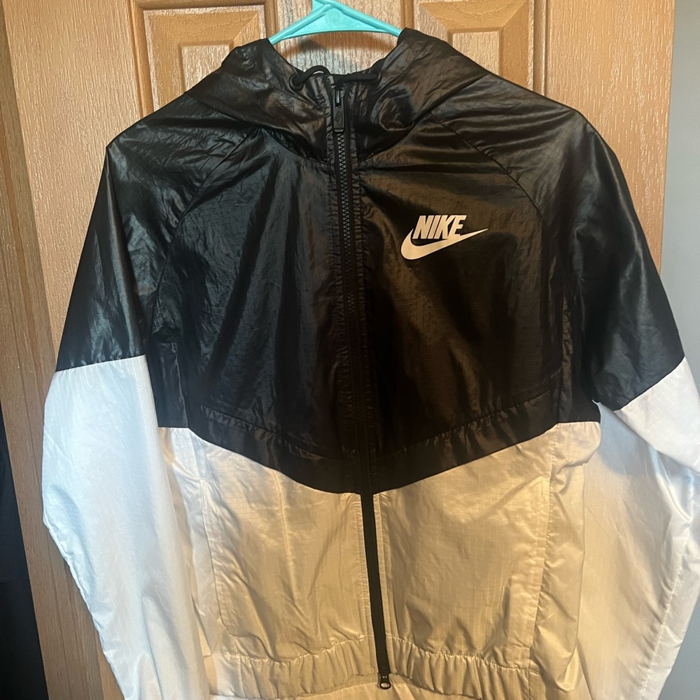 Nike windbreaker